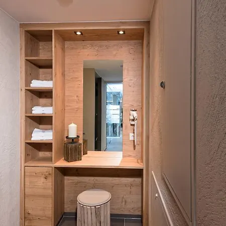 Haus Anemone ザーファウス